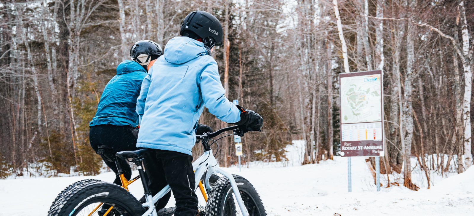 Group on fatbikes at the Rotary St-Anselme Park